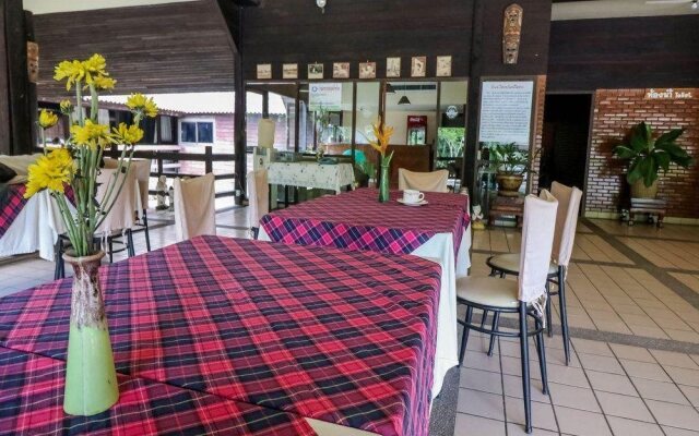 Roong Aroon Hot Springs Resort