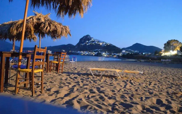 Skyros Junior Studios