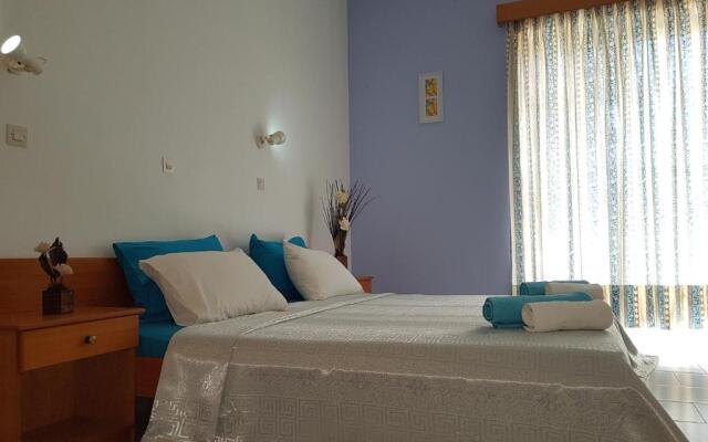 Pyrgos Hotel Apartments