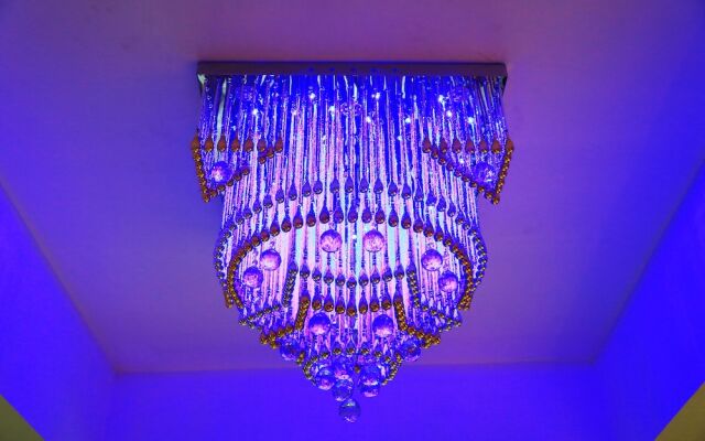 Hotel Kek Grand Park