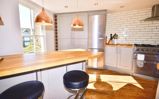 Vernon House Sleeps 8 in Old Cowes