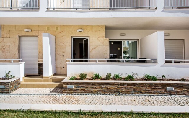 Santa Luzia Residence by MarsAlgarve