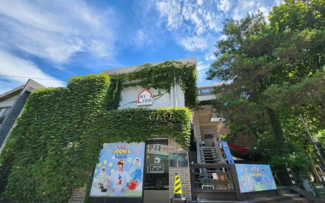 hotelImage