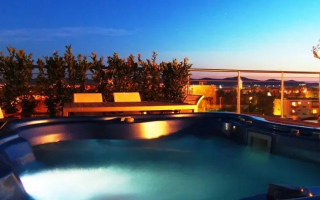 Apartment Zaralux
