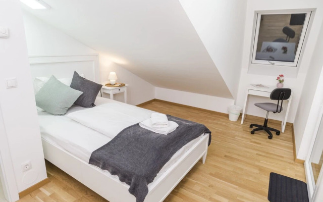 Rennweg Rooftop by Welcome2vienna