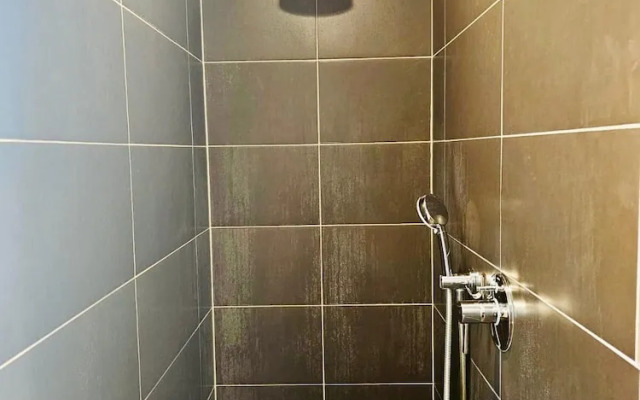 Two bedrooms with parking in Hesperange