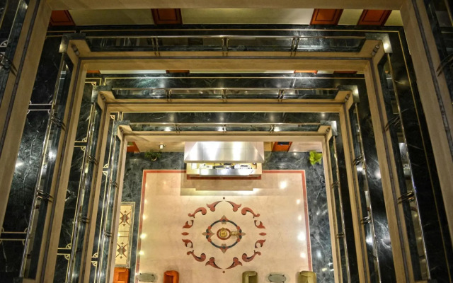 Hotel The Samrat