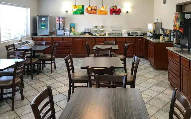 Quality Inn Denver Westminster