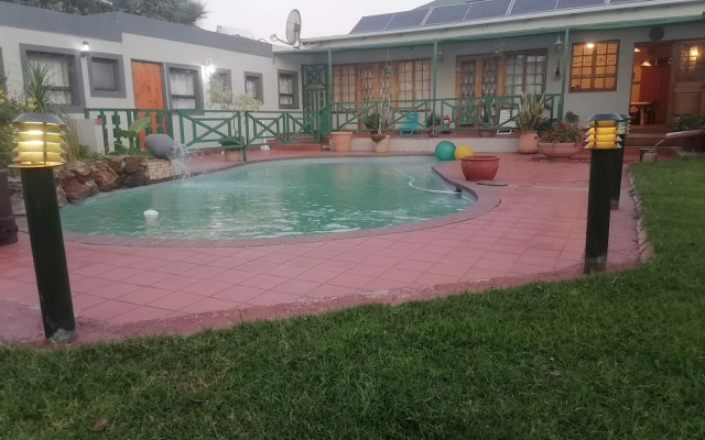 Valleycenter GuestLodge