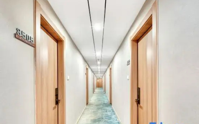 Woke Hotel (Linhai Yintaicheng)