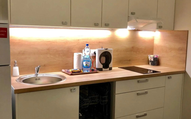 Maria Apartments - Free Parking