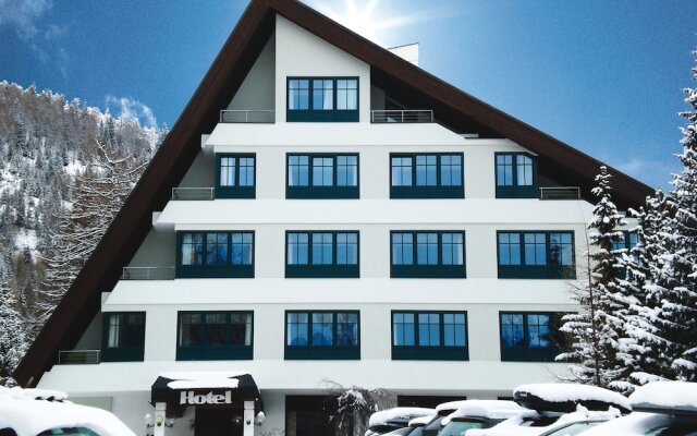 Hotel Nockalm