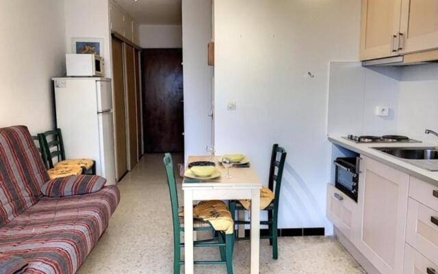 Appartement Balaruc-les-Bains, 1 pièce, 2 personnes - FR-1-503-46