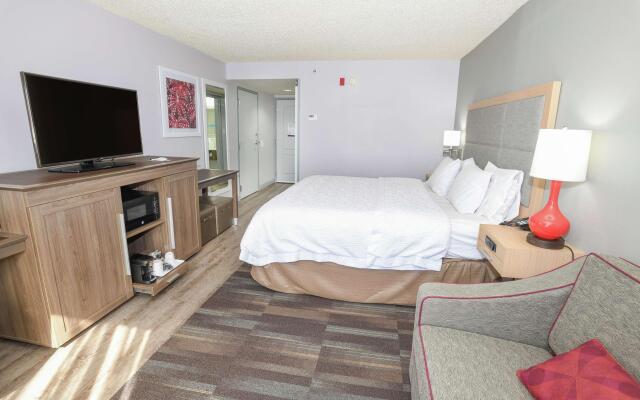 Hampton Inn Jacksonville East Regency Square