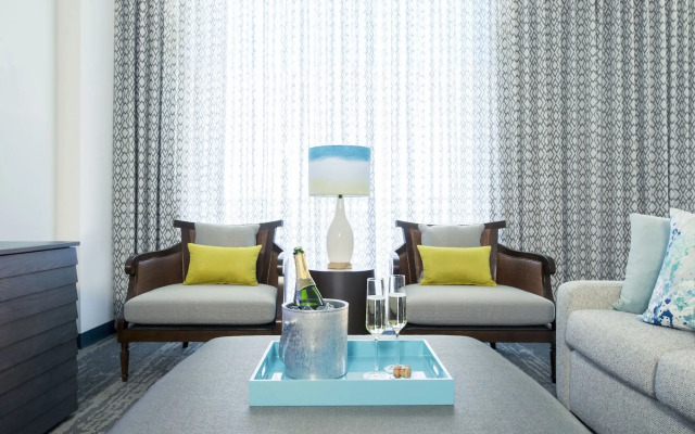 Universal's Loews Sapphire Falls Resort