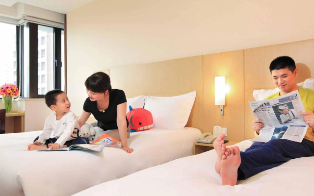 ibis Shanghai Yu Garden