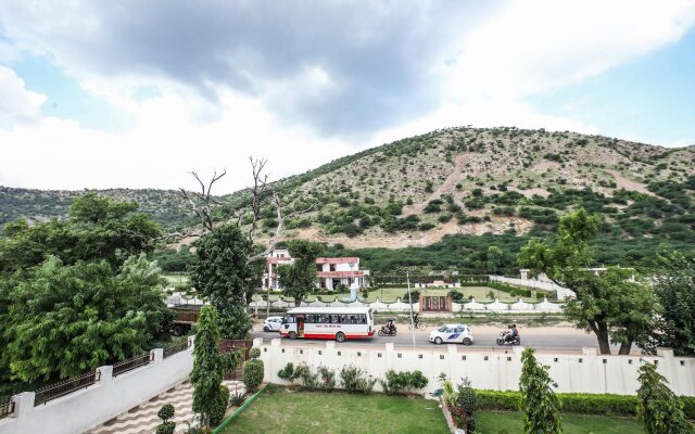 Hotel Shagun Palace By OYO Rooms