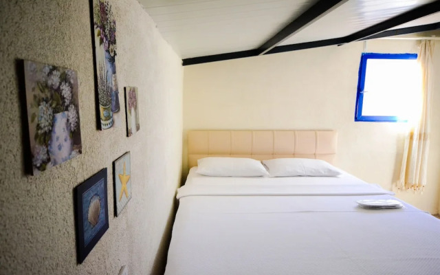 Ayvalik Moda Pansiyon