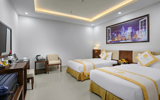 Merry Hotel