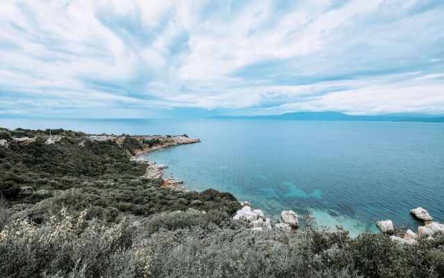 Hiddenbay Teos Hotel Sigacik