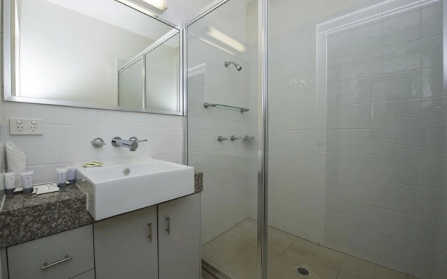 Beachside Apartment 10