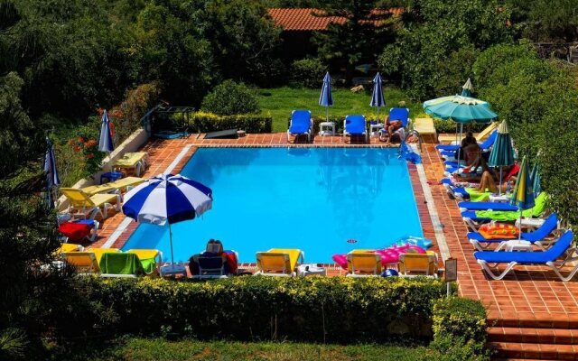 Eleni Apartments