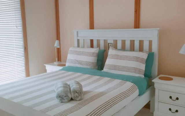 Yanchep Seaside Cottage