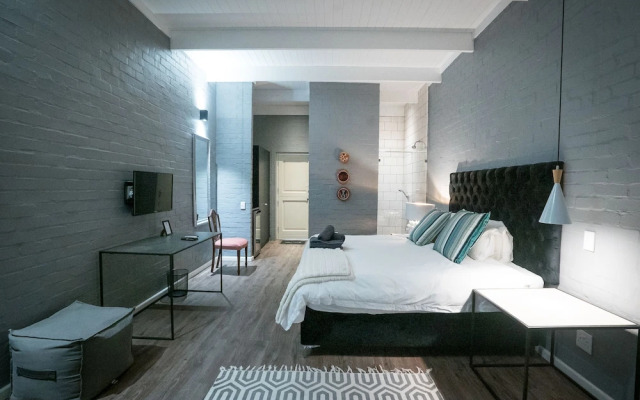 Ruby Rose Country House