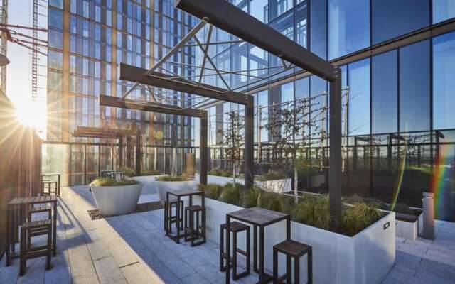 Luxury Spa Apartment in Manchester - Rooftop Swim