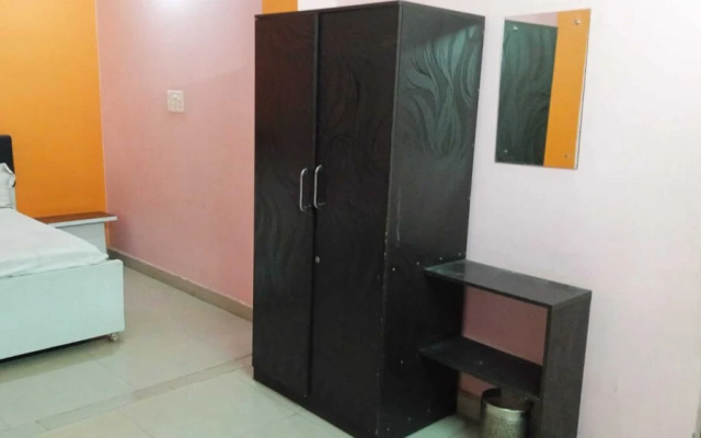 Hotel Roop Shree Inn By GRB