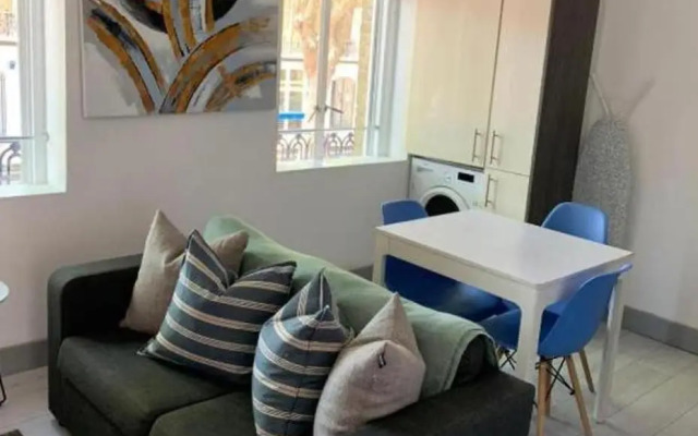 Seaside Escape Apartment in Southend-on-sea