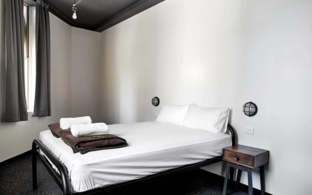 The Pod Sydney - Hostel