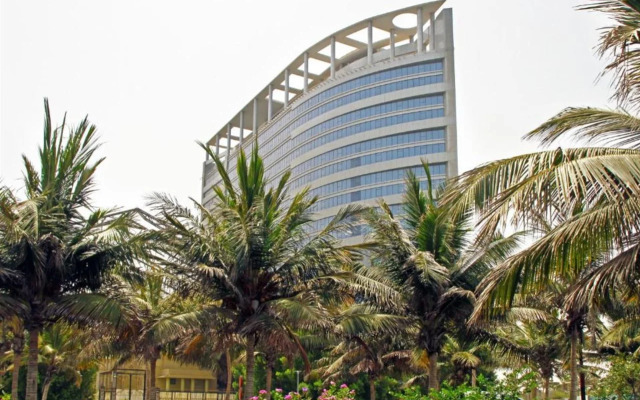 Seafront Luxury Suites Jeddah Corniche