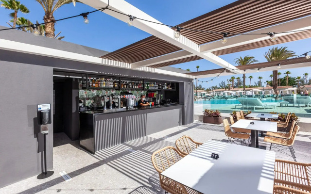 Kumara Serenoa by Lopesan Hotels