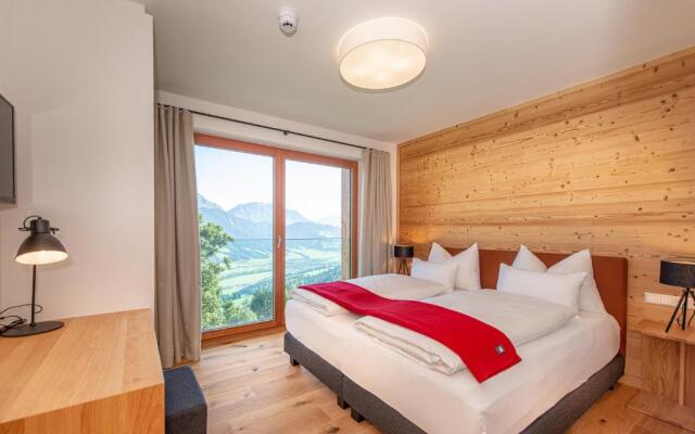 Skylodge Alpine Homes