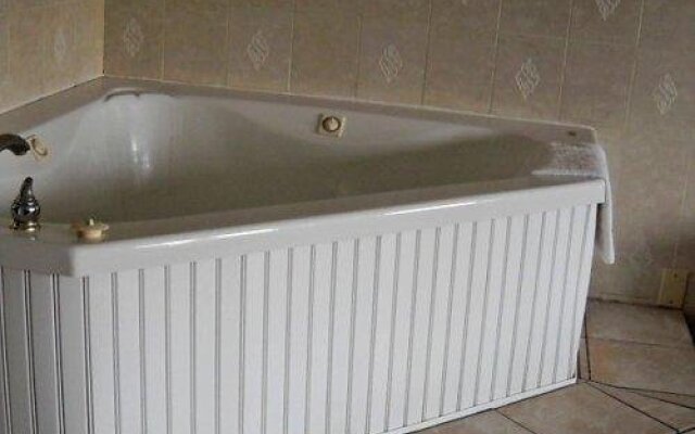 Ashburn Inn & RV Park