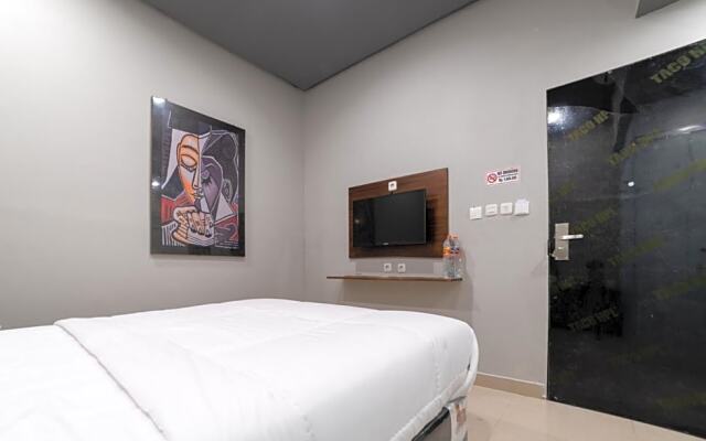 Glamour Hotel and Spa