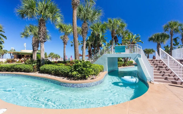 Ocean Walk 609