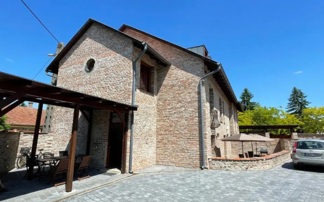 Aranyeső Apartman