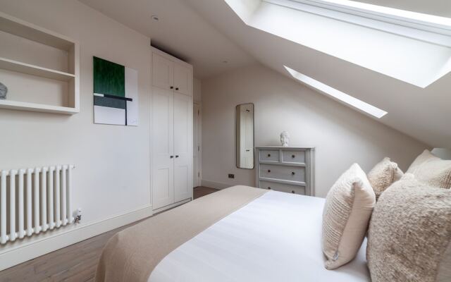 5 Bed Apartment in Clapham