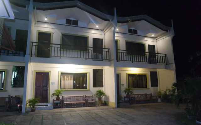 Yoo C Apartment