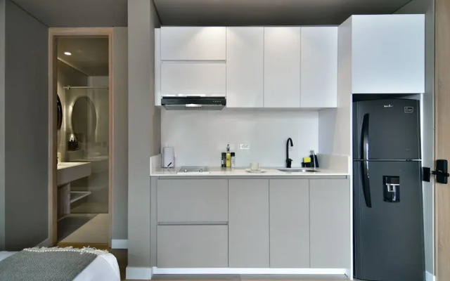 w Prestigious 2BR w/ Radiant Deco in Unicentro