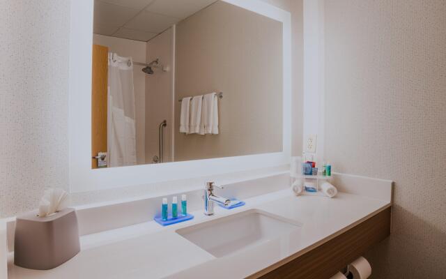 Holiday Inn Express Branford-New Haven, an IHG Hotel