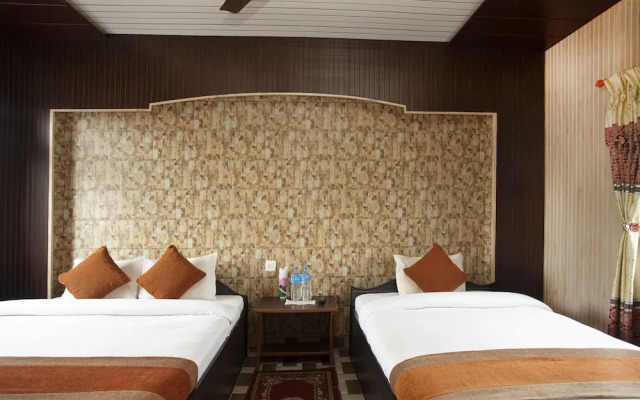 OYO 485 Hotel Holy Lodge Annexe