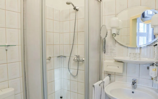 Hotel Zur Alten Oder Frankfurt