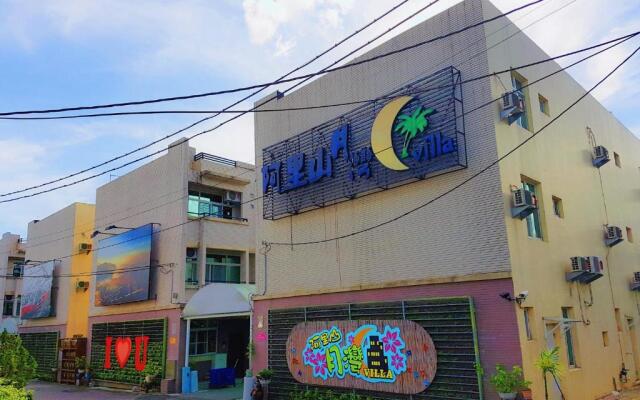 Moon Villa