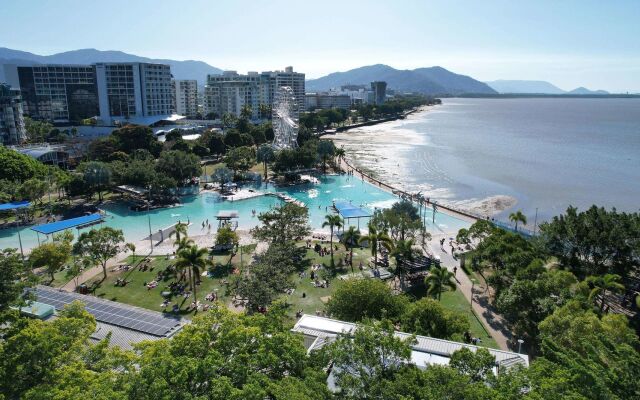 Pacific Hotel Cairns