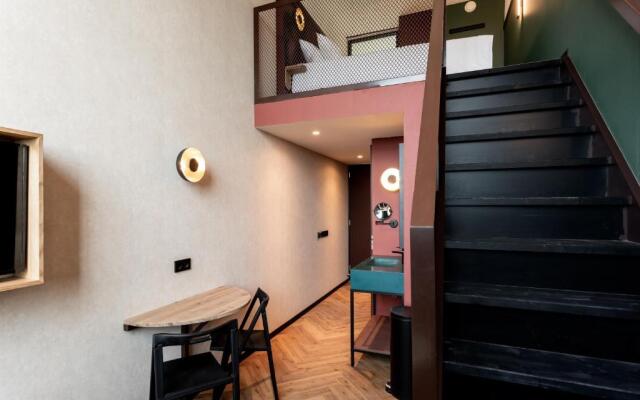Hotel de Timmerfabriek I Kloeg Collection