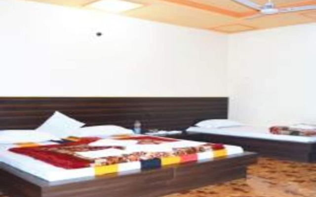 Hotel Goverdhan Tourist Complex