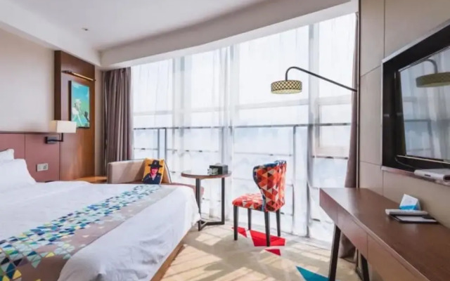 Vyluk J Hotel Guiyang Railway Station